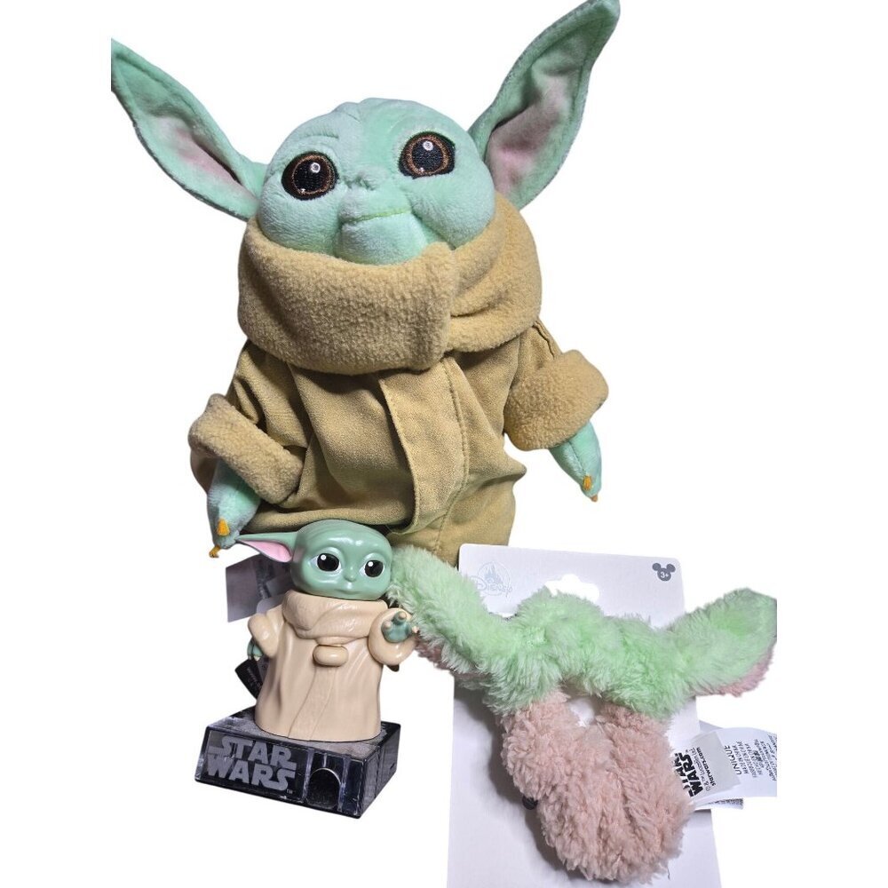Yoda plush, candy dispenser, two hair ties